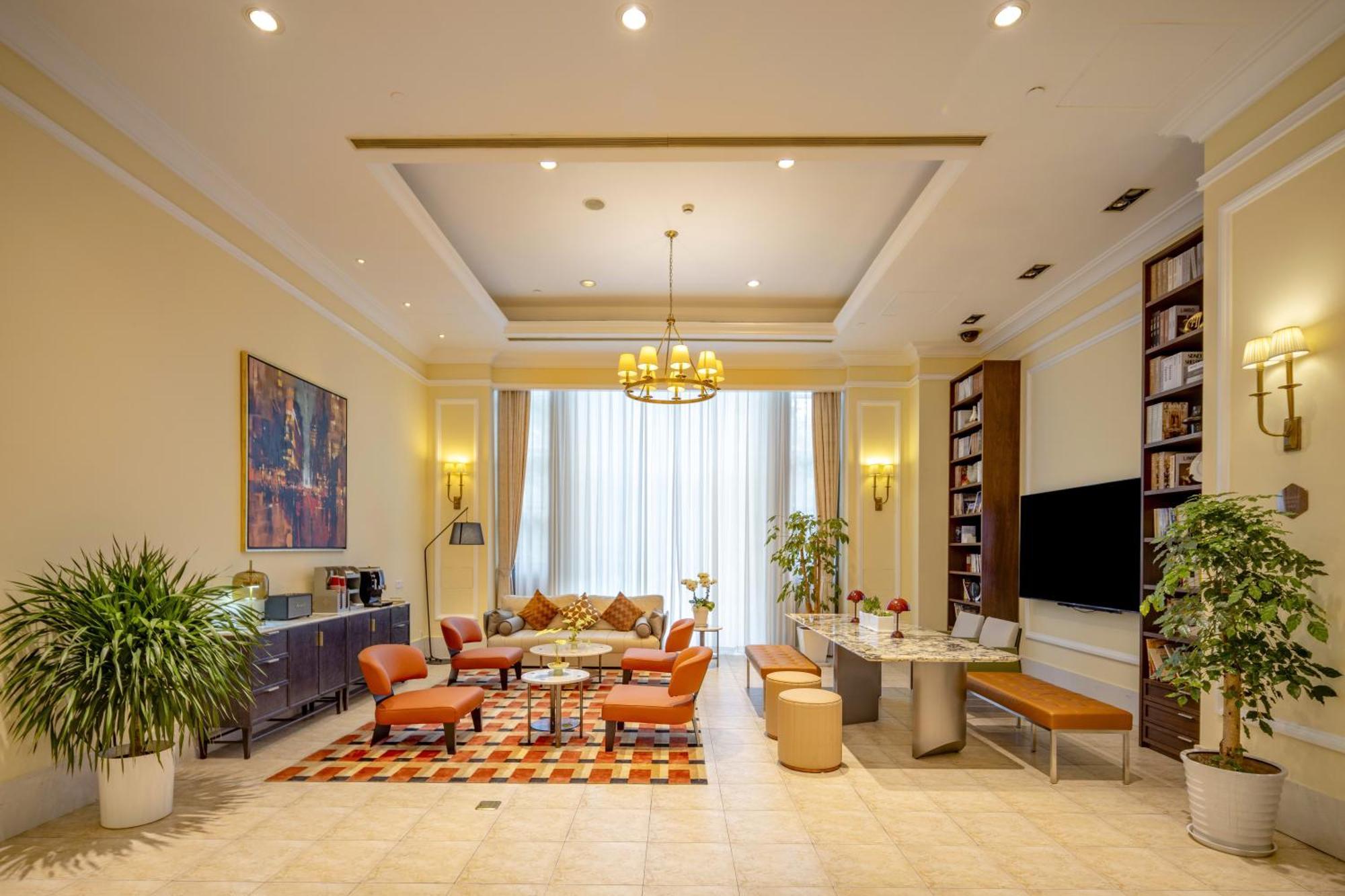 Green Court Residence City Center, Шанхай Екстериор снимка